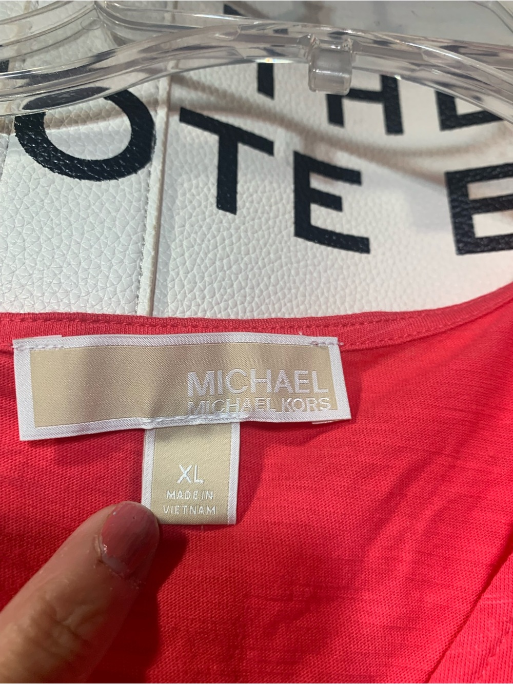 Michael Kors V-Neck Coral Pink Short Sleeve Tee cold shoulder - Picture 4 of 6